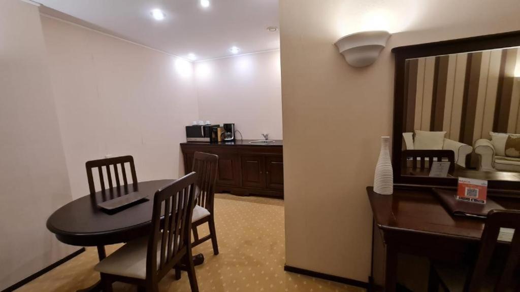 Alpin Resort Hotel - Apartamentele 2403-2404- Proprietate Administrata De Gazda Privata Poiana Brasov Eksteriør bilde
